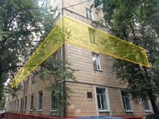 ГП16964842.Нежилое помещение.Фасад здания с выделенными окнами реализуемого объекта_3.jpg