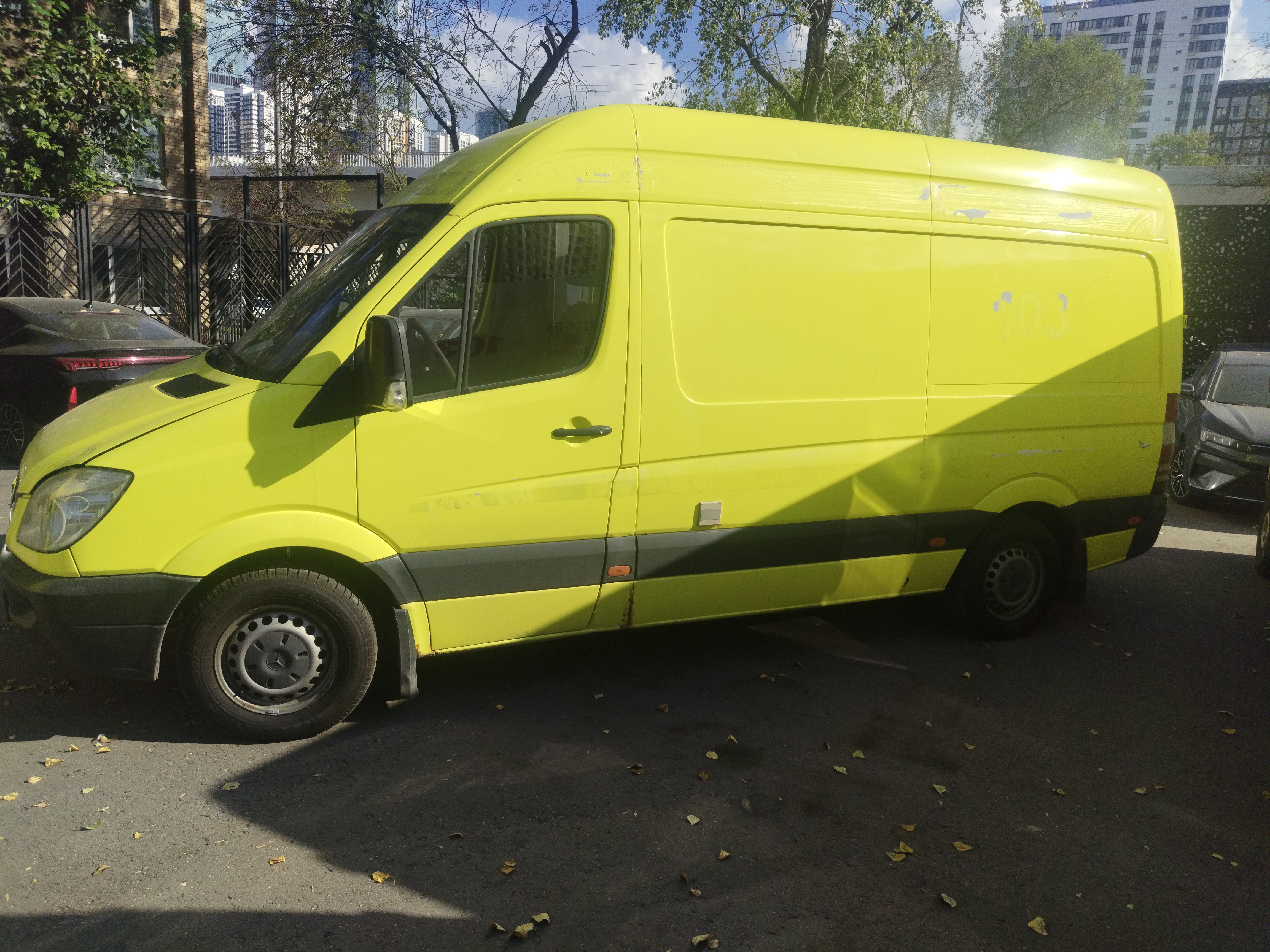 ГП16972179.Транспортное средство.Общий вид транспорта с левого бока (прямой ракурс).jpg