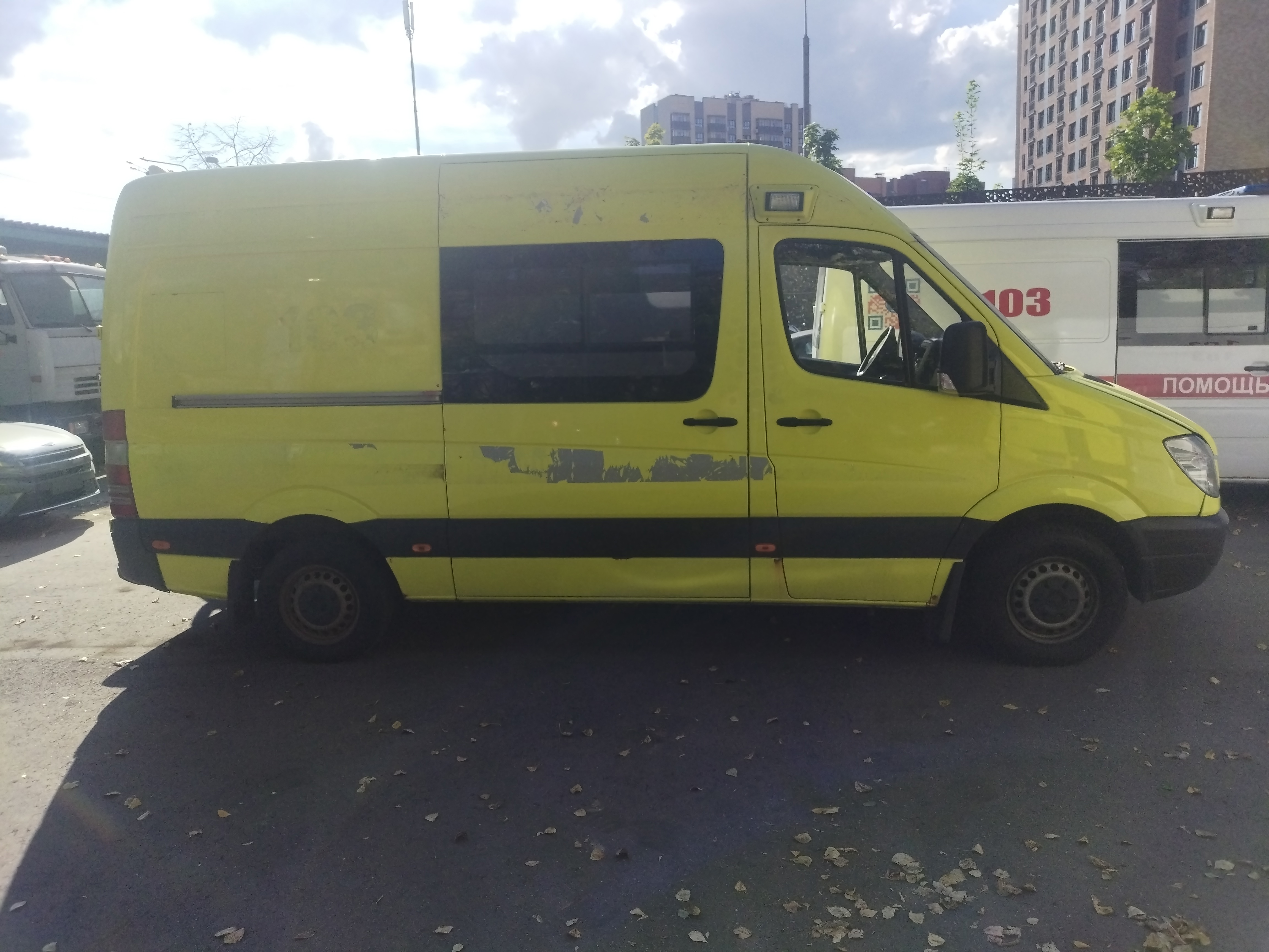 ГП16972179.Транспортное средство.Общий вид транспорта с правого бока (прямой ракурс).jpg