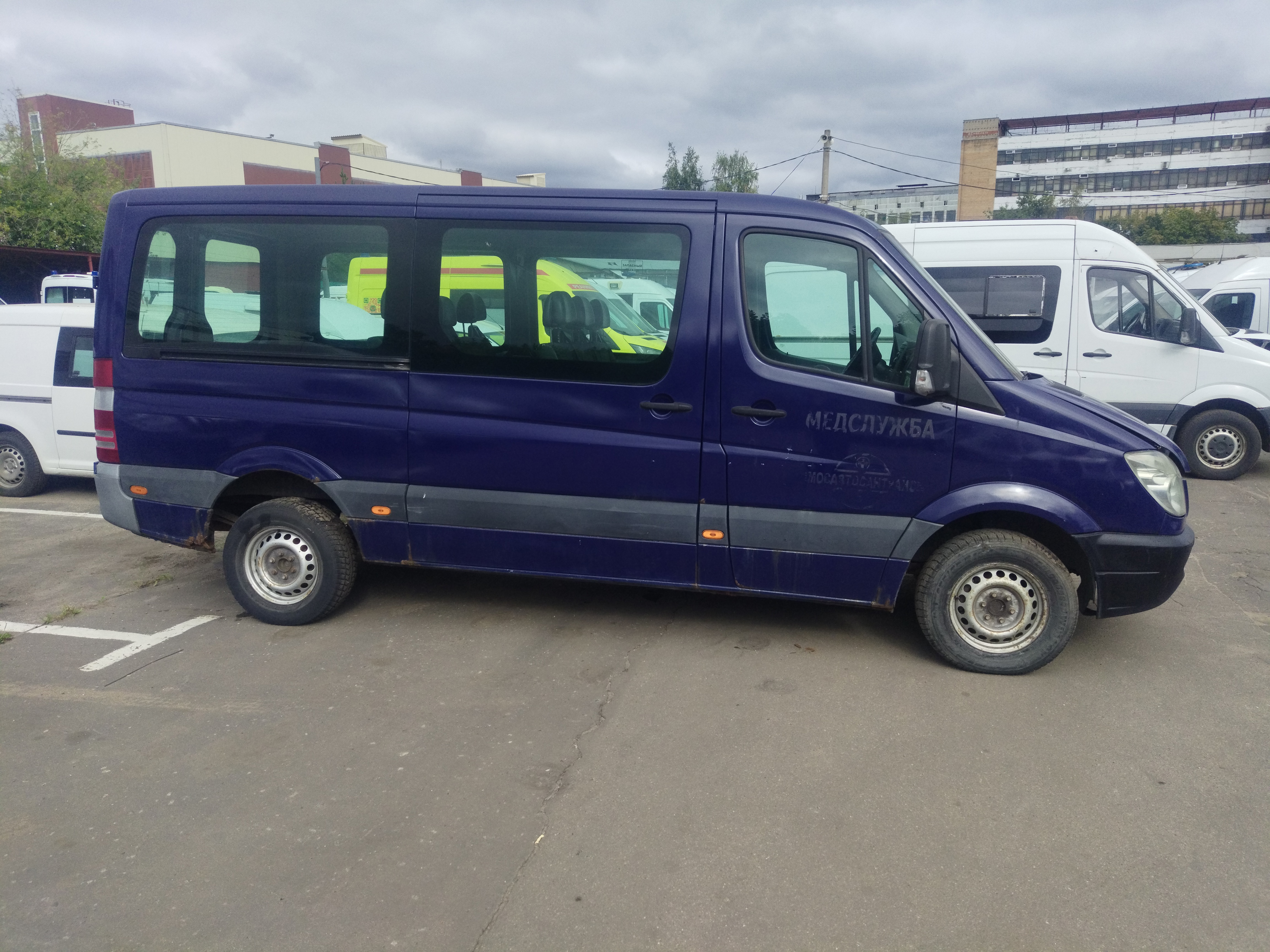 ГП16972181.Транспортное средство.Общий вид транспорта с правого бока (прямой ракурс).jpg