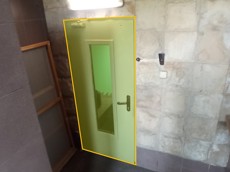 ГП16964714.Нежилое помещение.Фасад здания с выделенными окнами реализуемого объекта.jpg