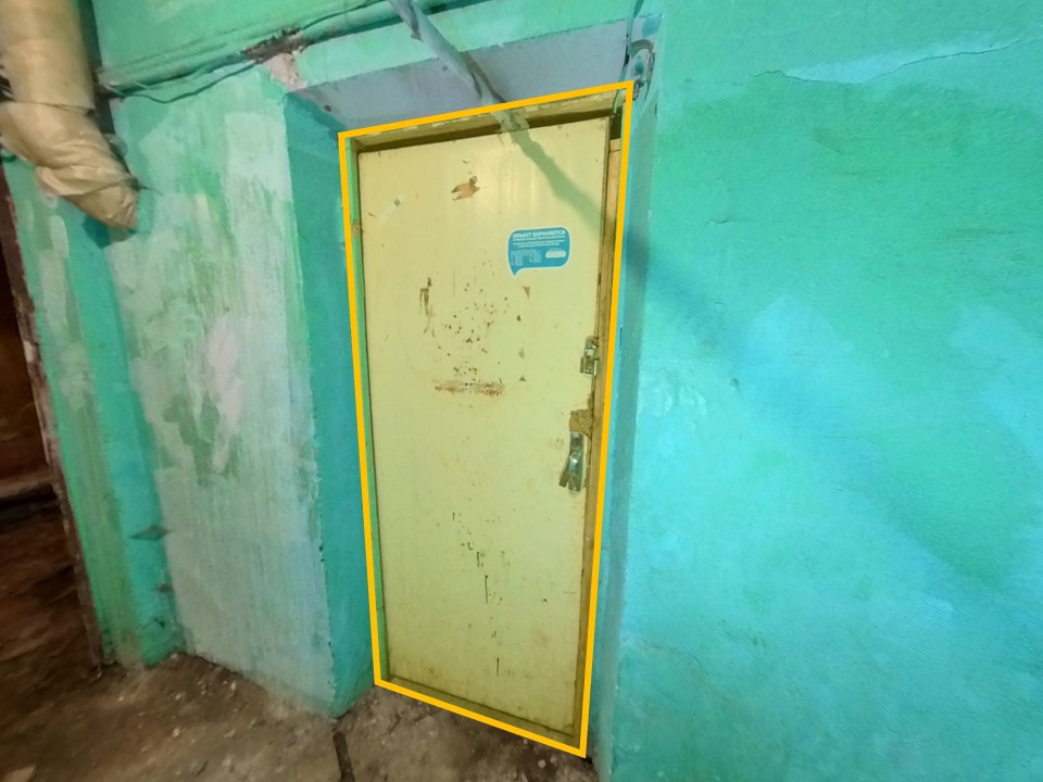 ГП16905970.Нежилое помещение.Фасад здания с выделенными окнами реализуемого объекта_2.jpg