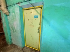 ГП16905970.Нежилое помещение.Фасад здания с выделенными окнами реализуемого объекта_2.jpg