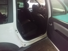 ГП16966714.Транспортное средство.Вид салона с правой стороны пассажирского ряда.jpg