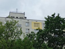 ГП16963956.Квартира.Фасад здания с выделенными окнами реализуемого объекта.jpg