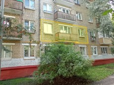 ГП16965417.Квартира.Фасад здания с выделенными окнами реализуемого объекта.jpg