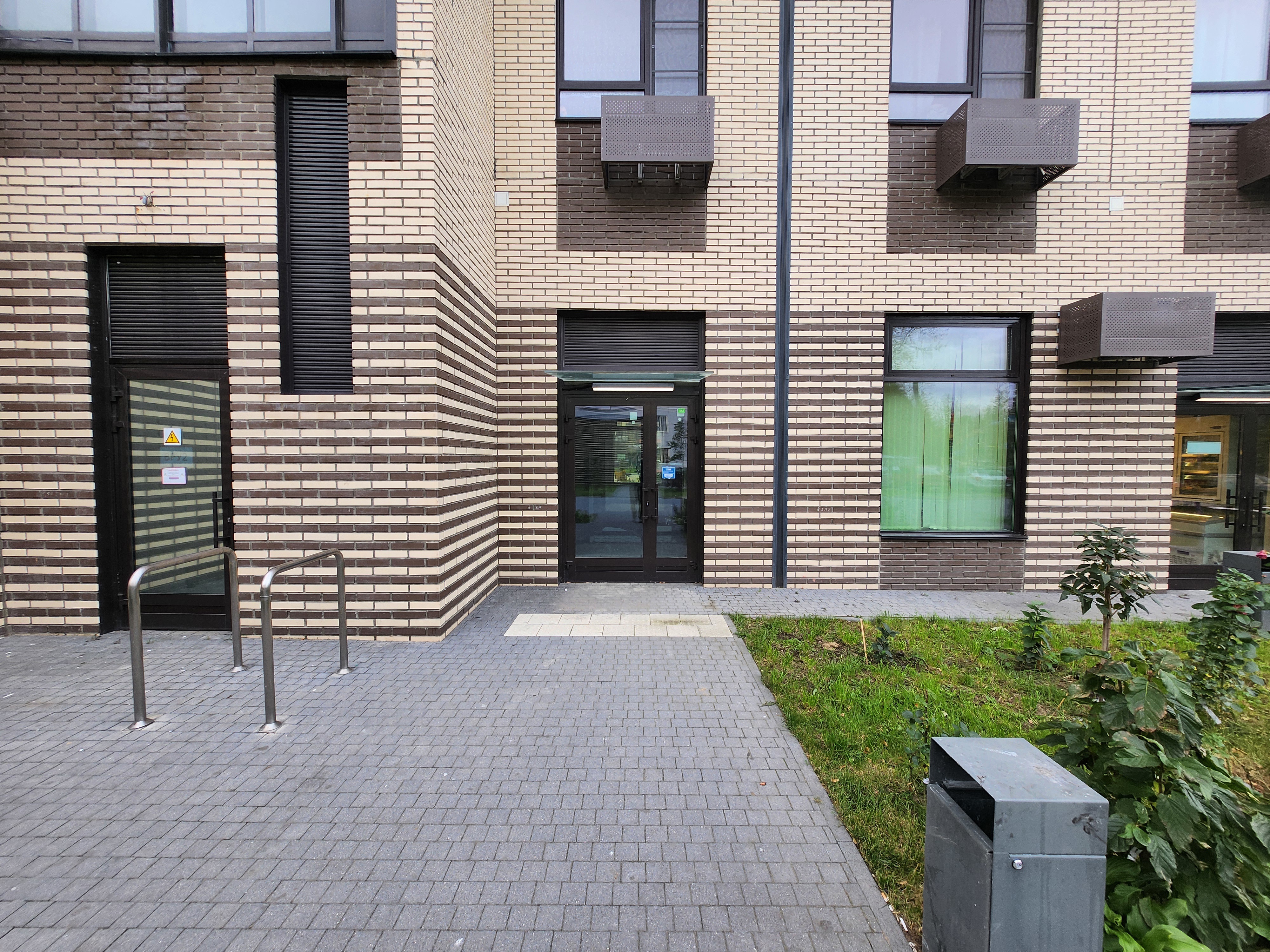 ГП16974372.Нежилое помещение.Входная группа объекта.jpg