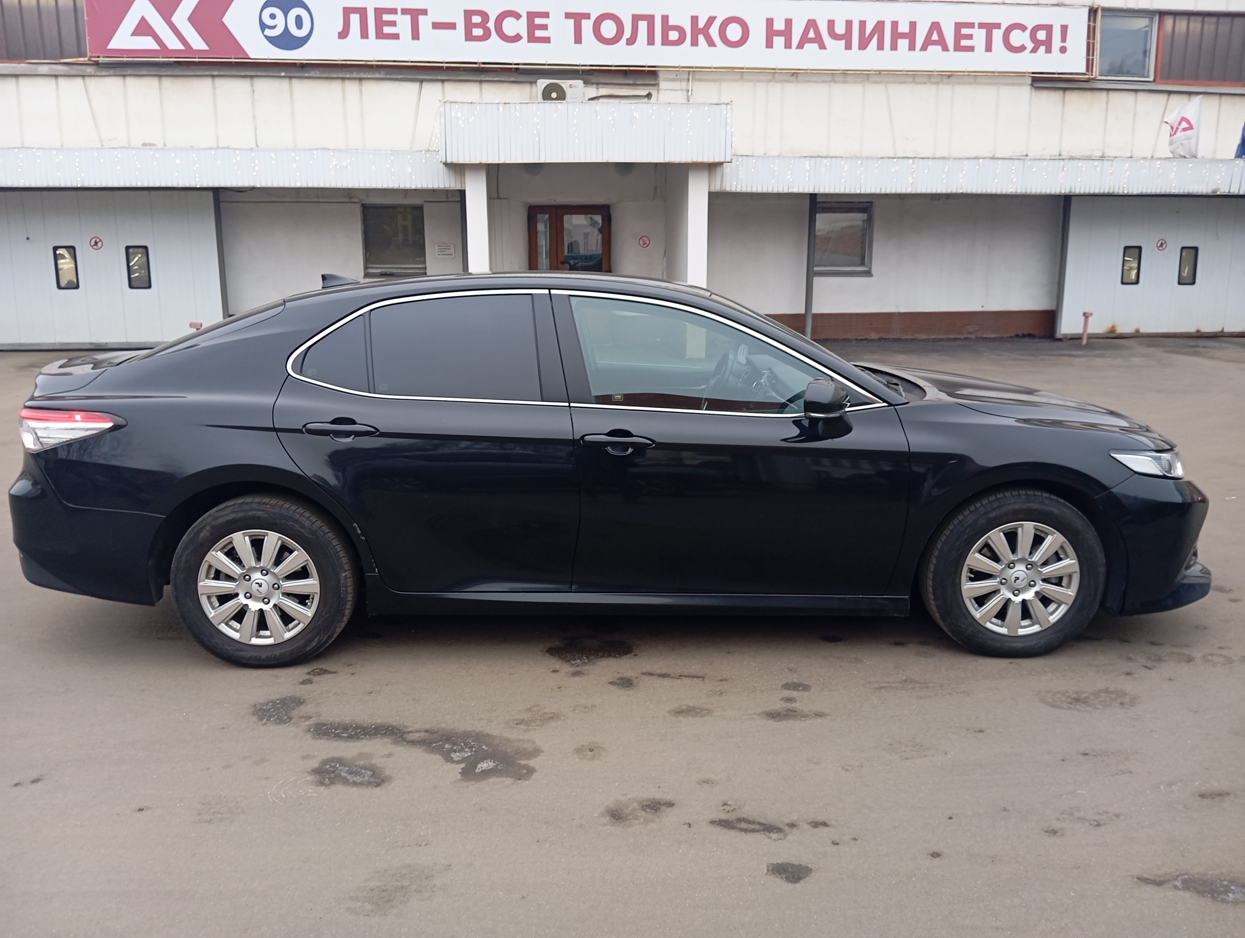 ГП16960692.Транспортное средство.Общий вид транспорта с правого бока (прямой ракурс).jpg