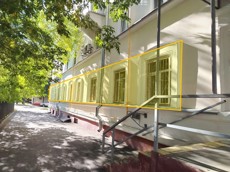 ГП16971839.Нежилое помещение.Фасад здания с выделенными окнами реализуемого объекта_4.jpg