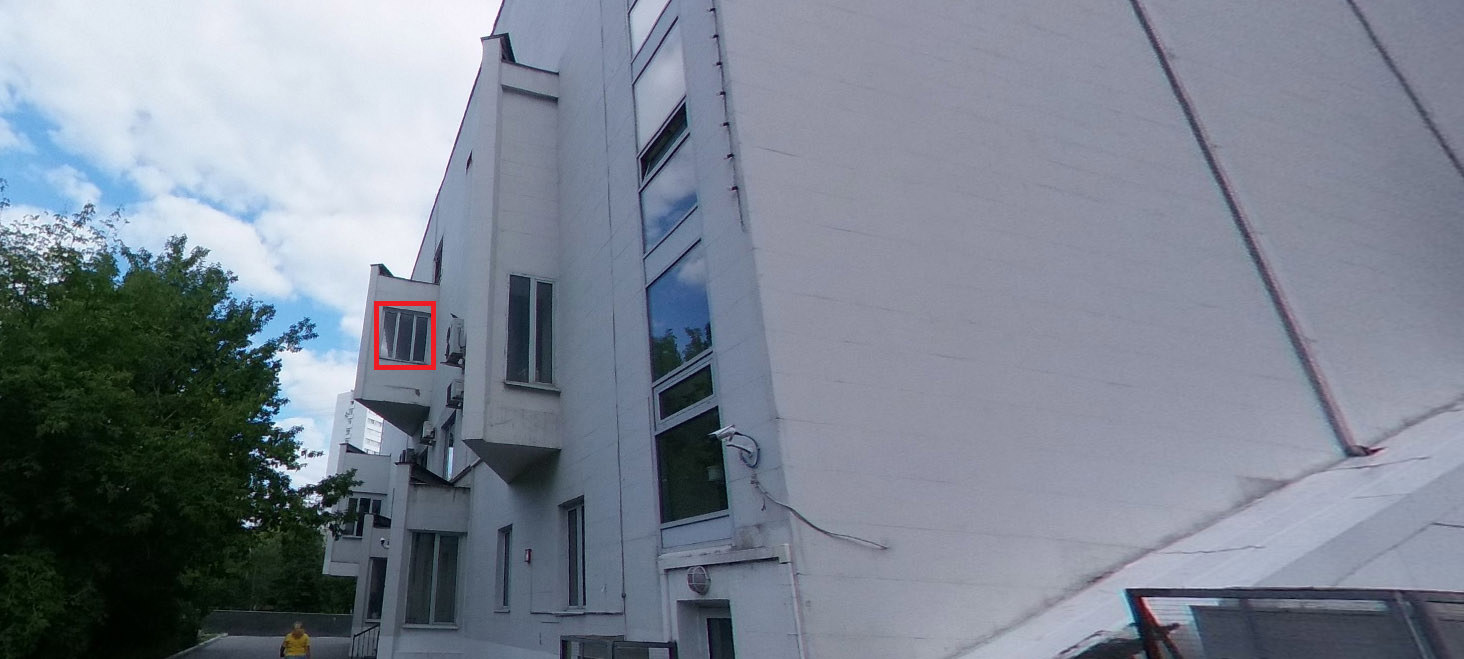 ГП16968932.Нежилое помещение.Фасад здания с выделенными окнами реализуемого объекта.jpg