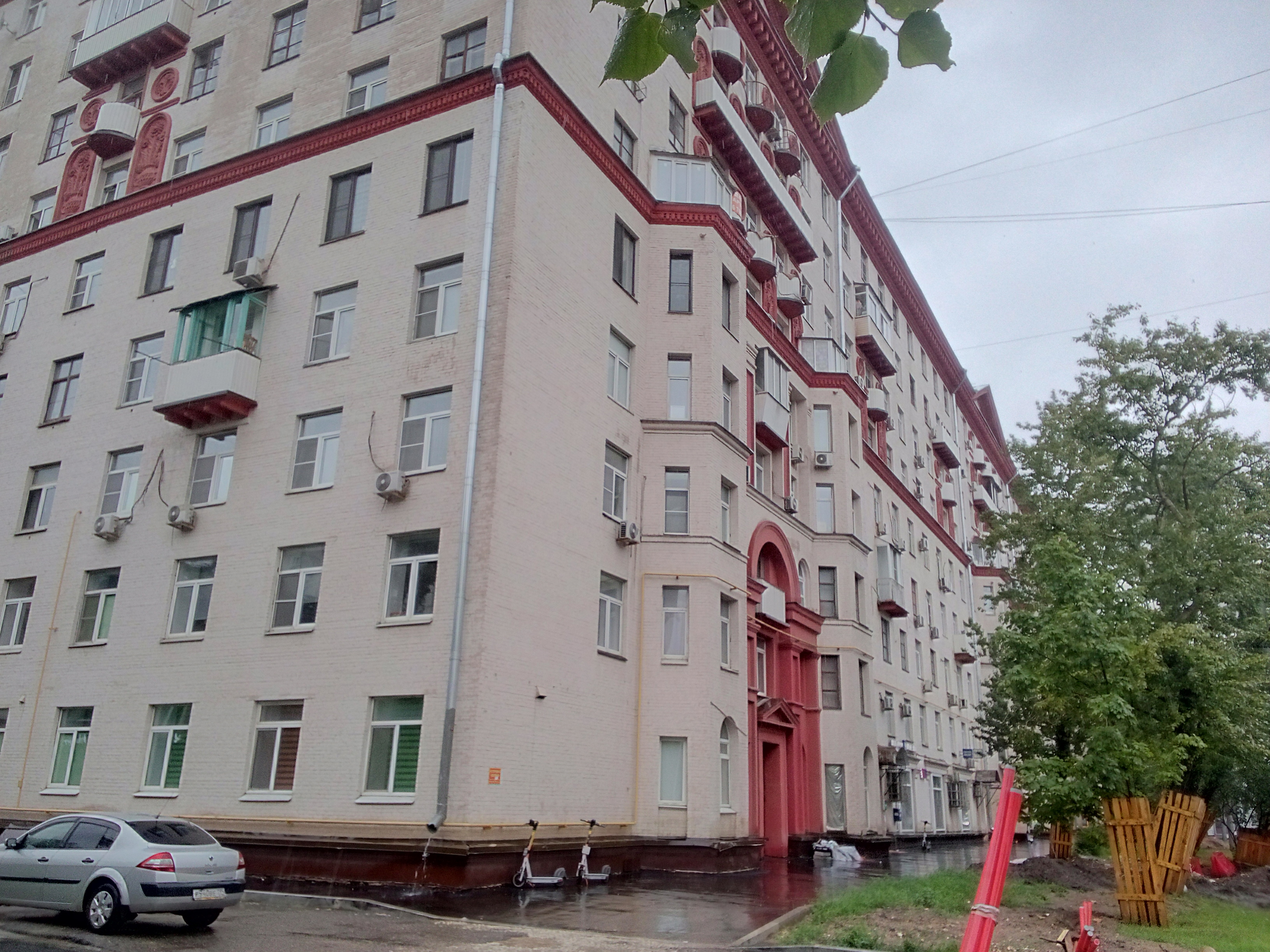 ГП16963602.Нежилое помещение.Общий фасад здания_3.jpg