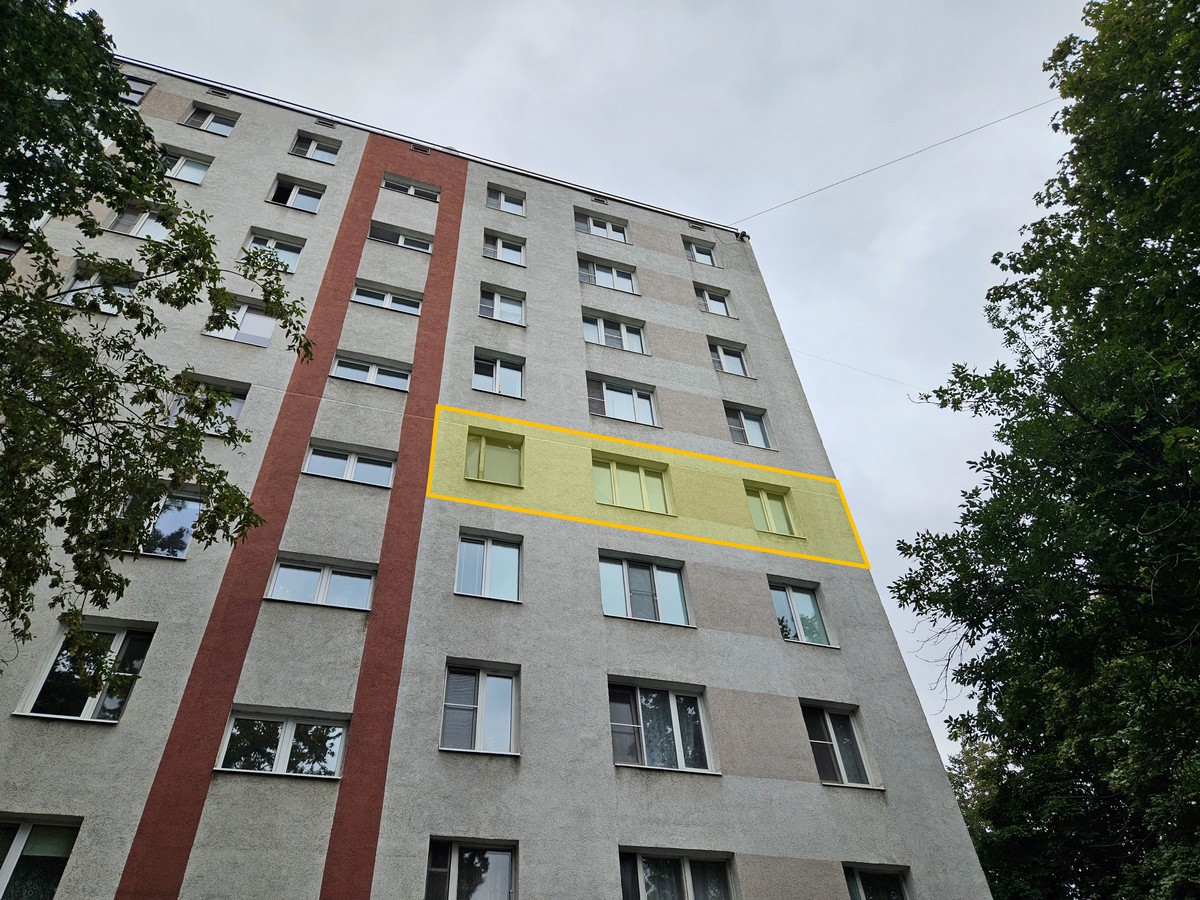 ГП16965767.Квартира.Фасад здания с выделенными окнами реализуемого объекта.jpg