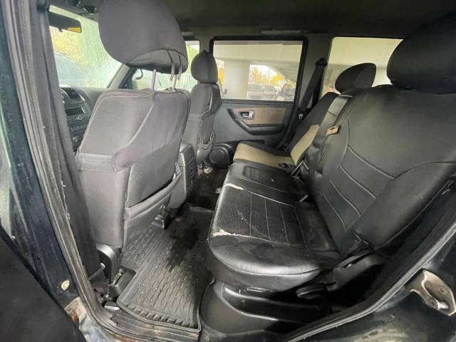 ГП16975866.Транспортное средство.Вид салона с левой стороны пассажирского ряда.jpg