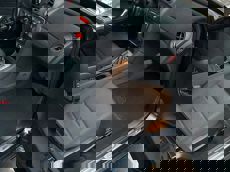 ГП16963937.Транспортное средство.Вид салона со стороны пассажира переднего ряда.jpg