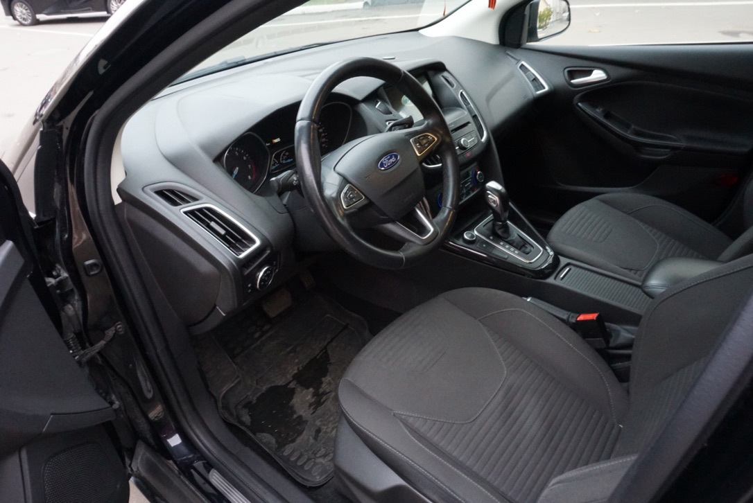 ГП16963934.Транспортное средство.Вид салона со стороны водителя.jpeg