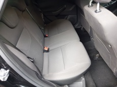 ГП16976160.Транспортное средство.Вид салона с правой стороны пассажирского ряда.jpg