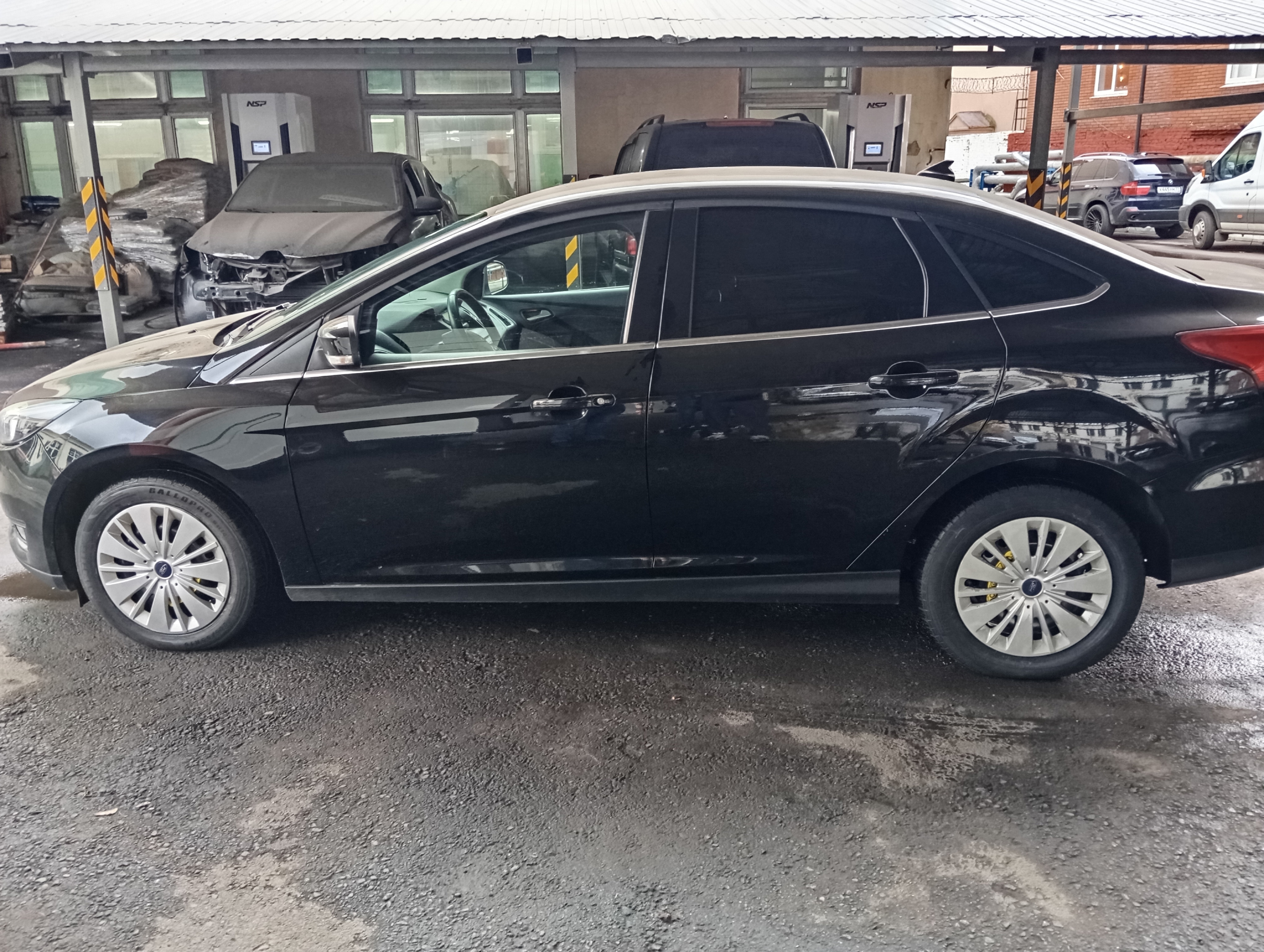 ГП16976160.Транспортное средство.Общий вид транспорта с левого бока (прямой ракурс).jpg