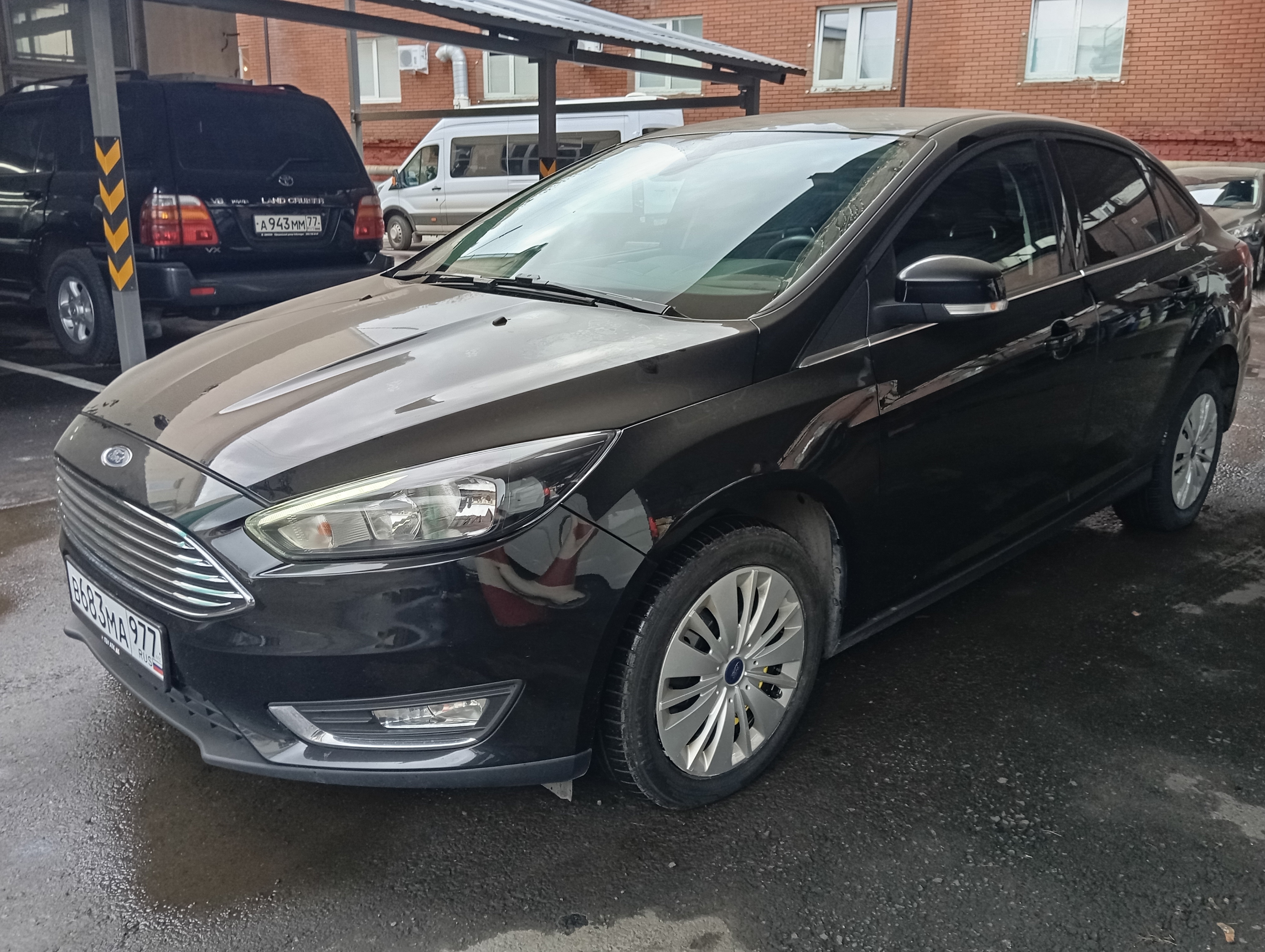 ГП16976160.Транспортное средство.Общий вид транспорта с левого бока (угловой ракурс спереди).jpg