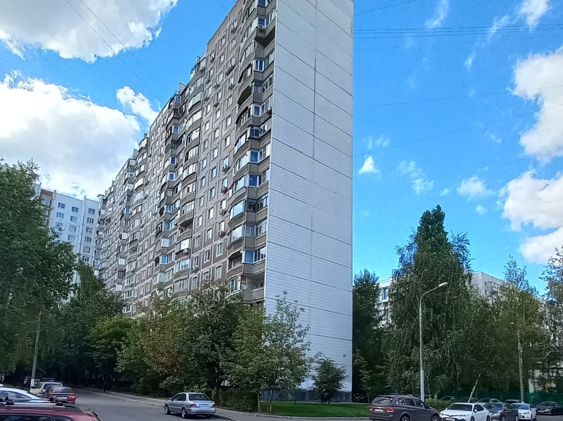 ГП16860251.Нежилое помещение.Общий фасад здания_2.jpg