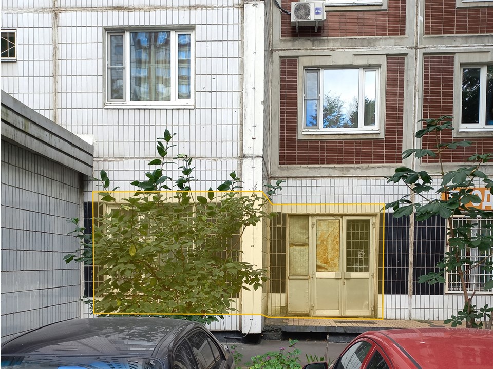 ГП16860251.Нежилое помещение.Фасад здания с выделенными окнами реализуемого объекта_4.jpg