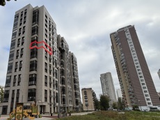 ГП16956830.Квартира.Фасад здания с выделенными окнами реализуемого объекта.jpg