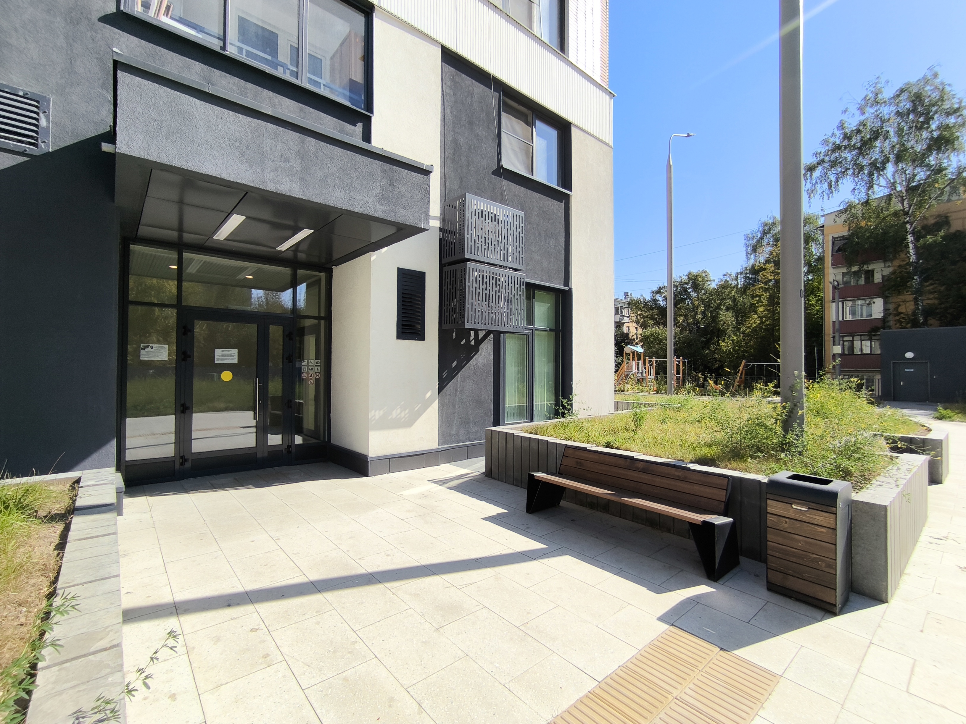 ГП16970727.Нежилое помещение.Входная группа объекта.jpg