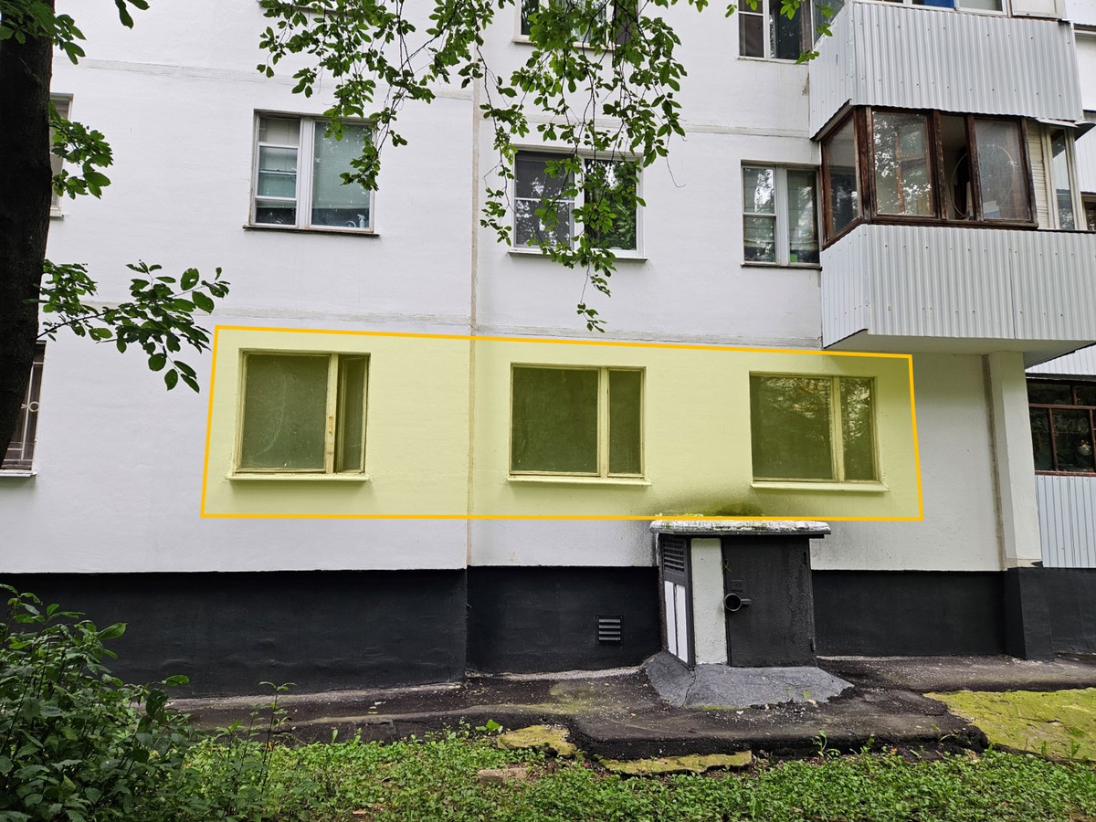 ГП16964473.Квартира.Фасад здания с выделенными окнами реализуемого объекта.jpg