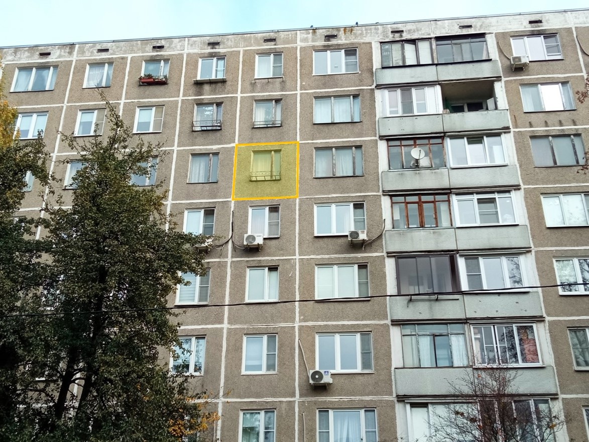 ГП16974018.Квартира.Фасад здания с выделенными окнами реализуемого объекта.jpg