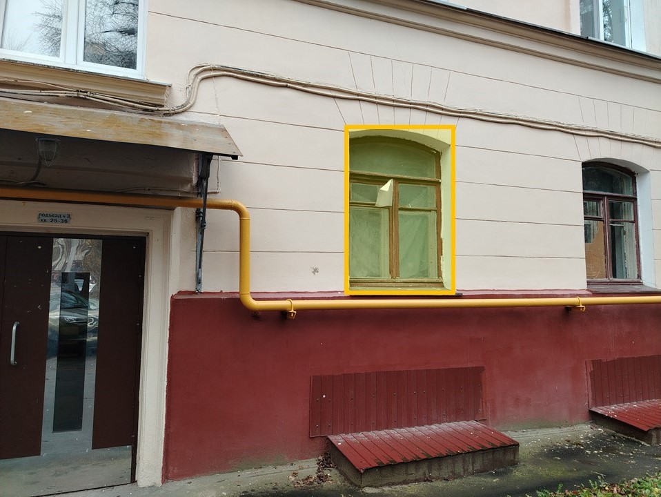 ГП16974875.Квартира.Фасад здания с выделенными окнами реализуемого объекта.jpg