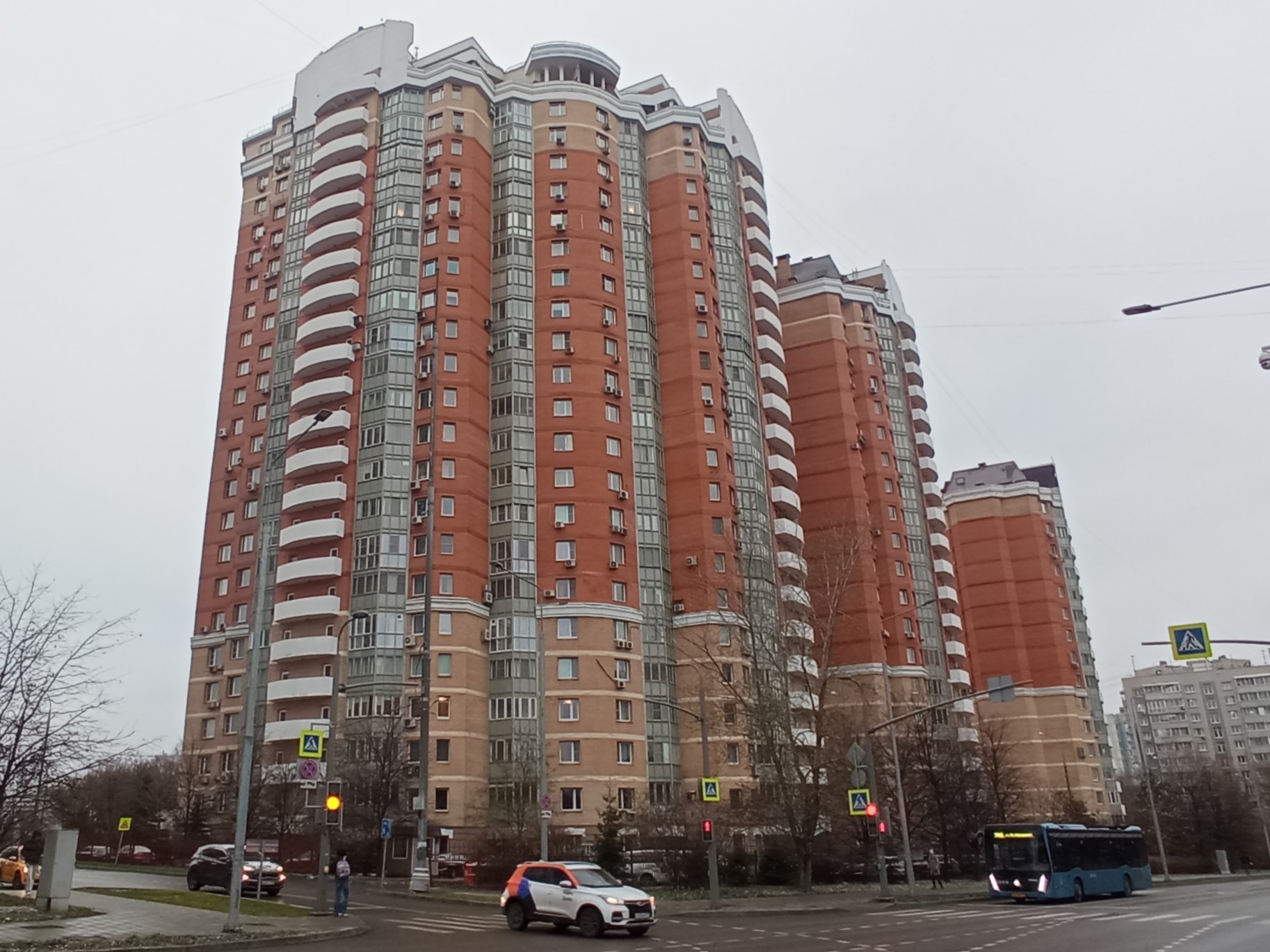 ГП16956360.Нежилое помещение.Общий фасад здания.jpg