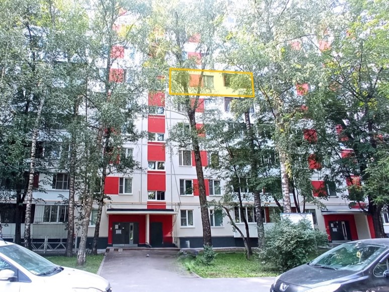 ГП16963731.Квартира.Фасад здания с выделенными окнами реализуемого объекта.jpg