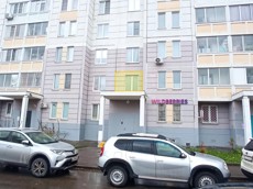 ГП16973825.Квартира.Фасад здания с выделенными окнами реализуемого объекта_2.jpg