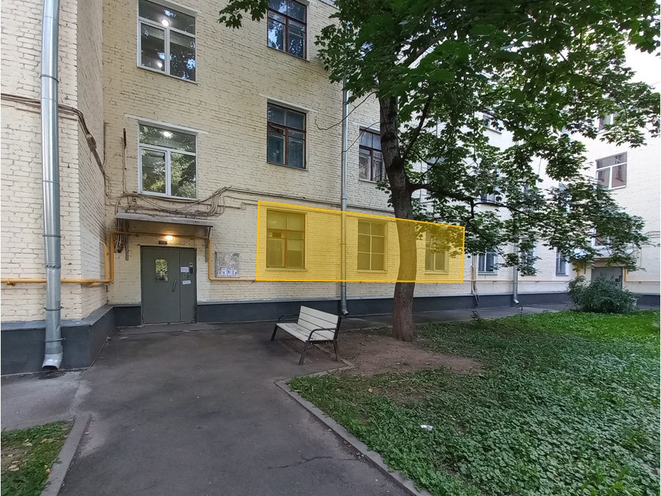 ГП16968350.Квартира.Фасад здания с выделенными окнами реализуемого объекта.jpg