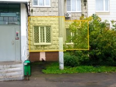ГП16972715.Нежилое помещение.Фасад здания с выделенными окнами реализуемого объекта_3.jpg