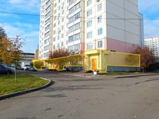 ГП16975476.Нежилое помещение.Фасад здания с выделенными окнами реализуемого объекта.jpg