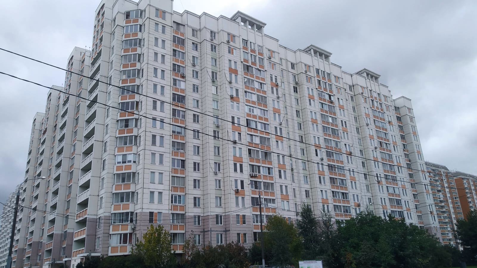 ГП16956962.Нежилое помещение.Общий фасад здания.jpeg