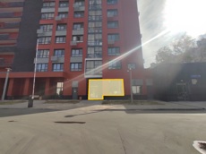 ГП16955927.Нежилое помещение.Фасад здания с выделенными окнами реализуемого объекта_2.jpg