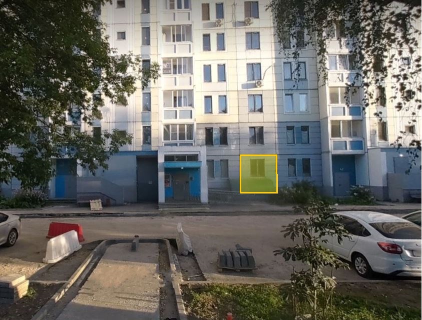 ГП16985637.Нежилое помещение.Фасад здания с выделенными окнами реализуемого объекта_5.jpg