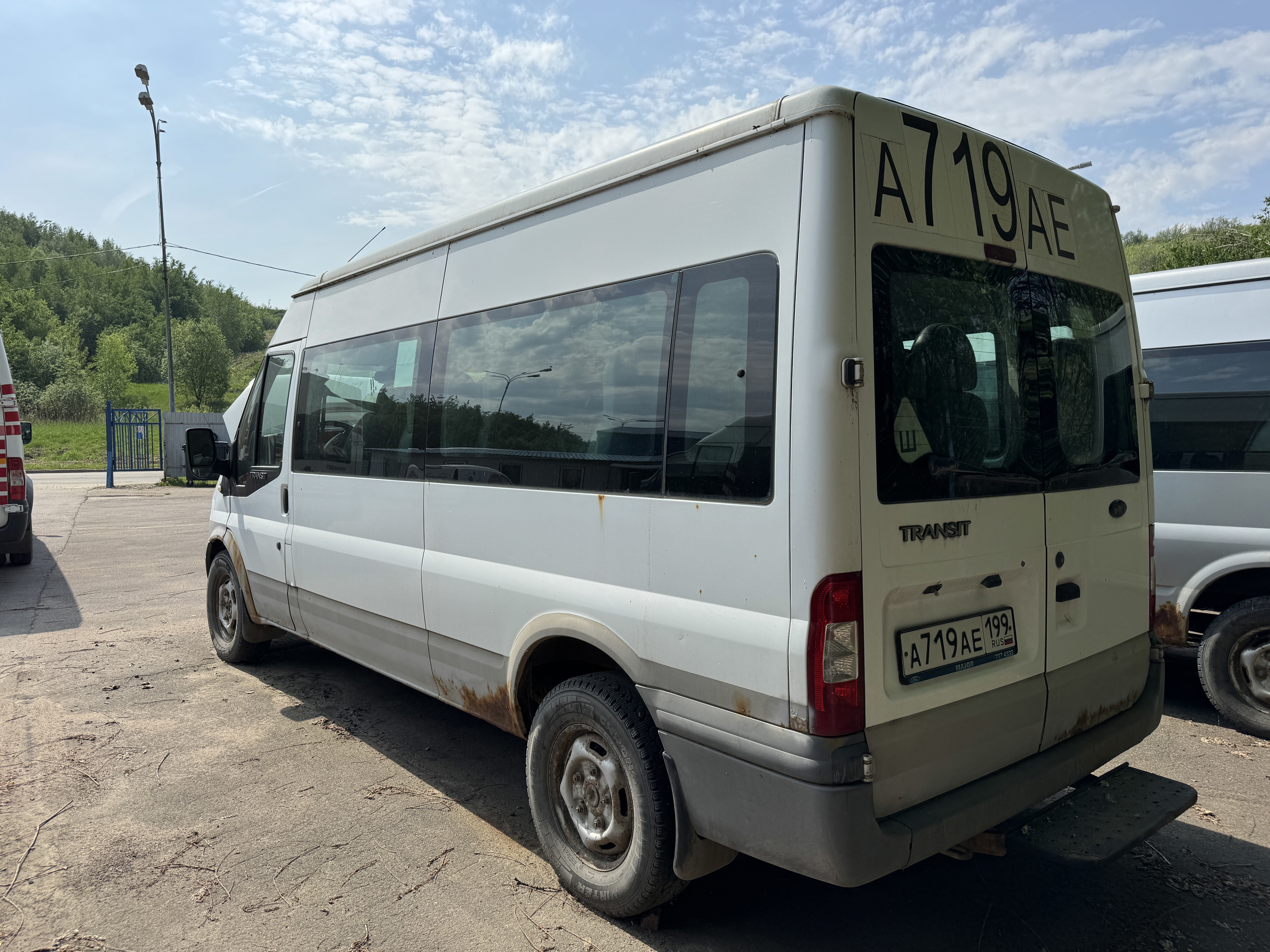 ГП17000634.Транспортное средство.Общий вид транспорта с левого бока (угловой ракурс сзади).jpg