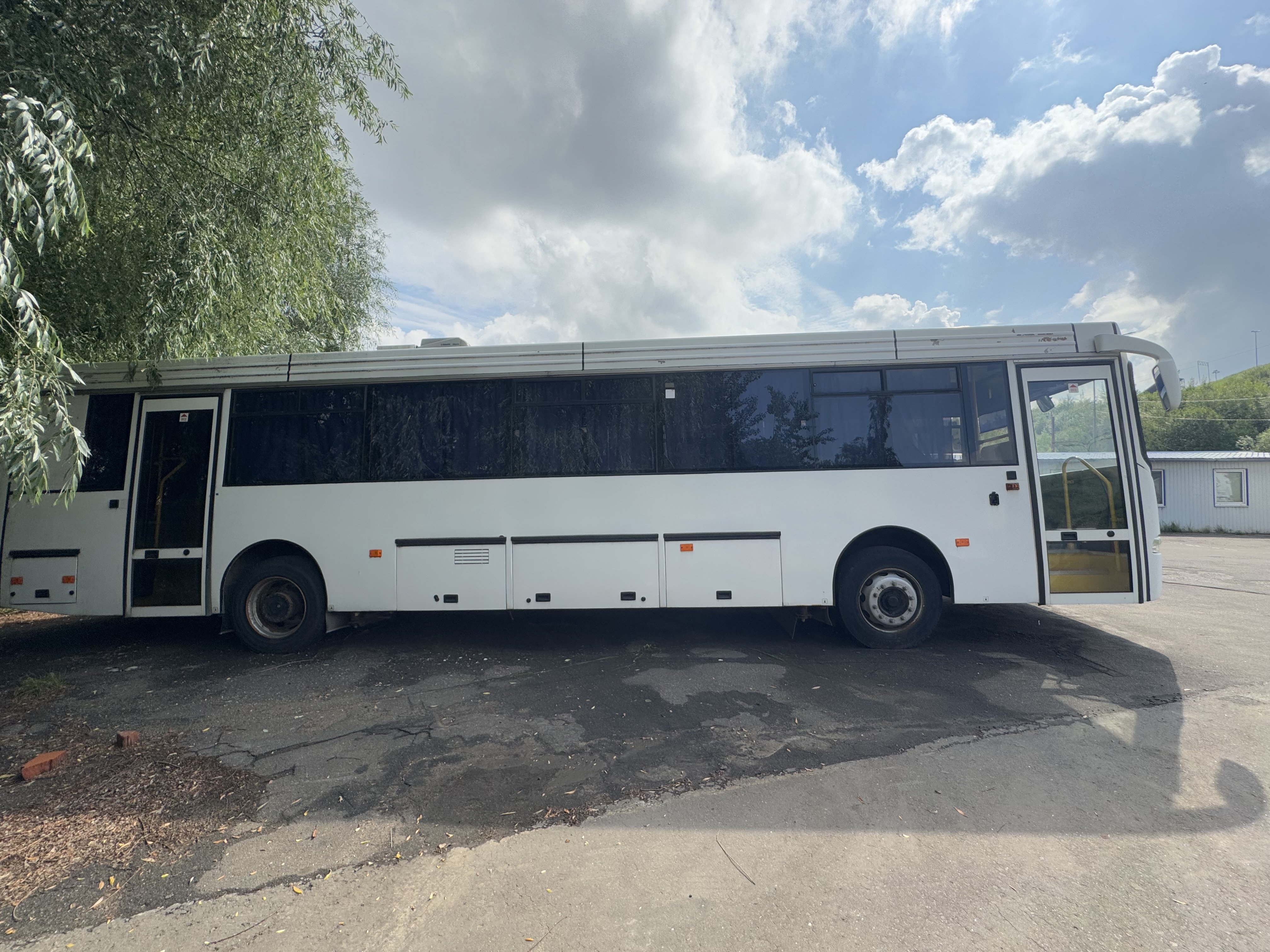 ГП16963865.Транспортное средство.Общий вид транспорта с правого бока (прямой ракурс).jpeg