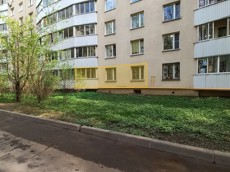 ГП17001568.Квартира.Фасад здания с выделенными окнами реализуемого объекта.jpg