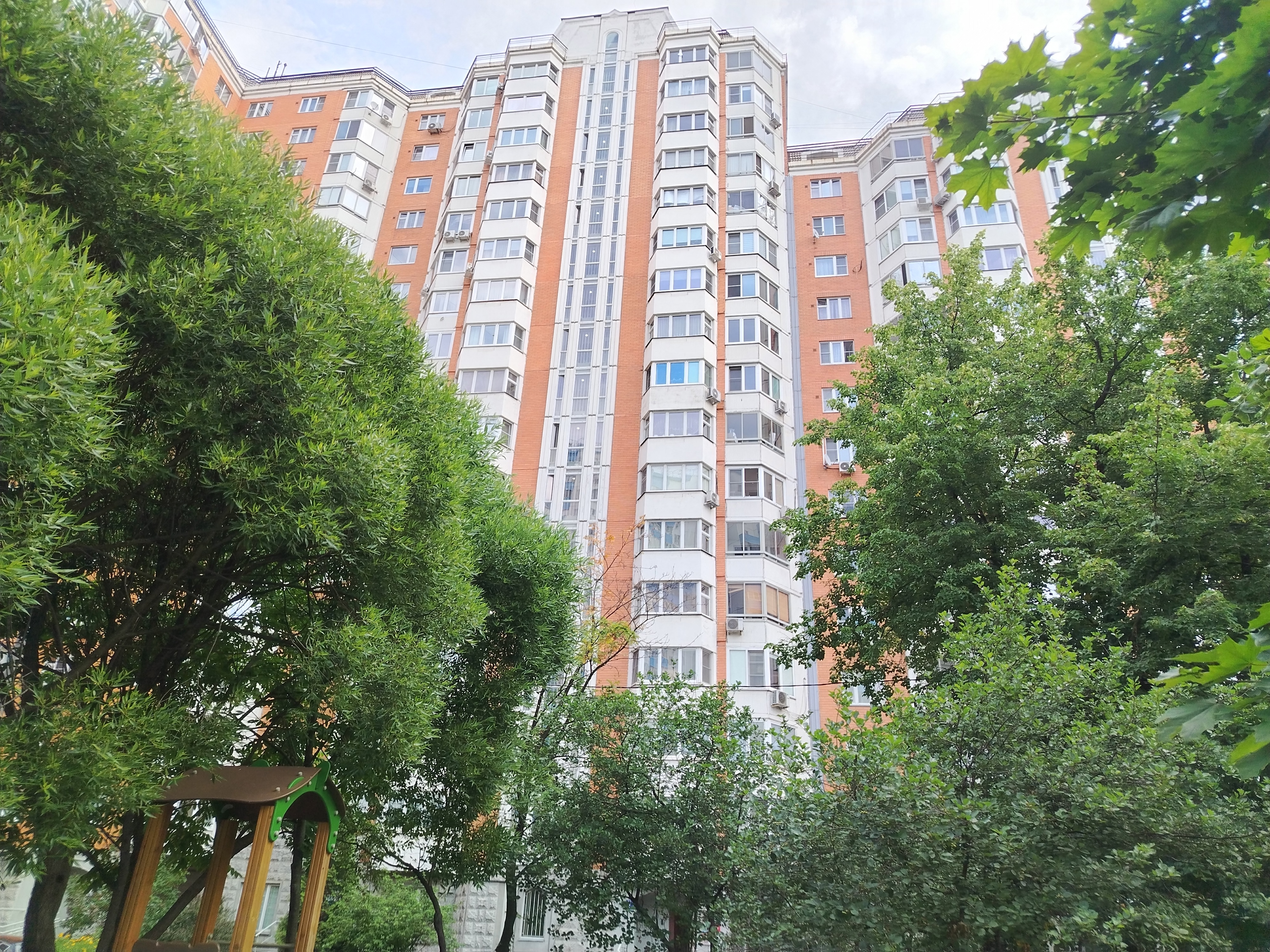 ГП16995643.Квартира.Общий фасад здания.jpg