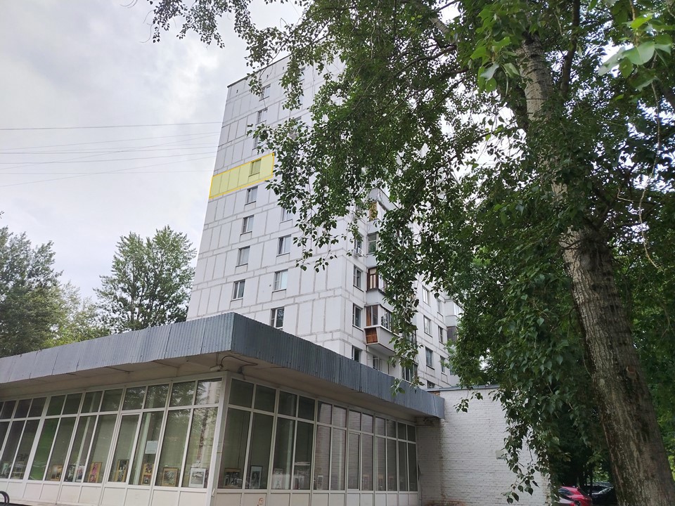 ГП16994924.Квартира.Фасад здания с выделенными окнами реализуемого объекта_2.jpg