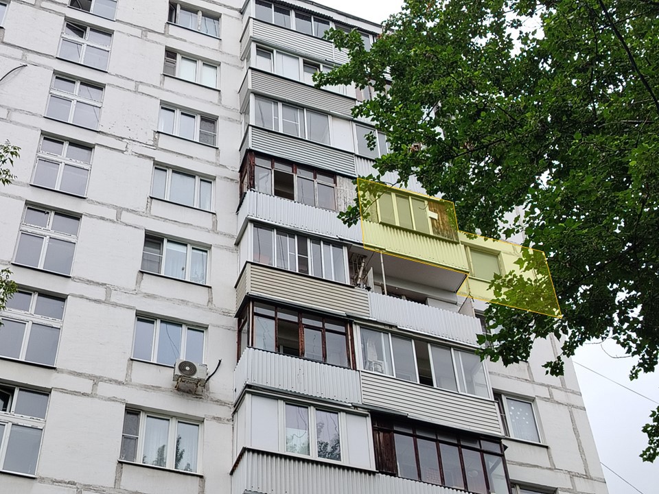 ГП16994924.Квартира.Фасад здания с выделенными окнами реализуемого объекта.jpg
